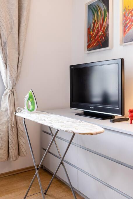Miodowa 12, Old Town / 200 M From Castle Square Apartment Варшава Екстериор снимка